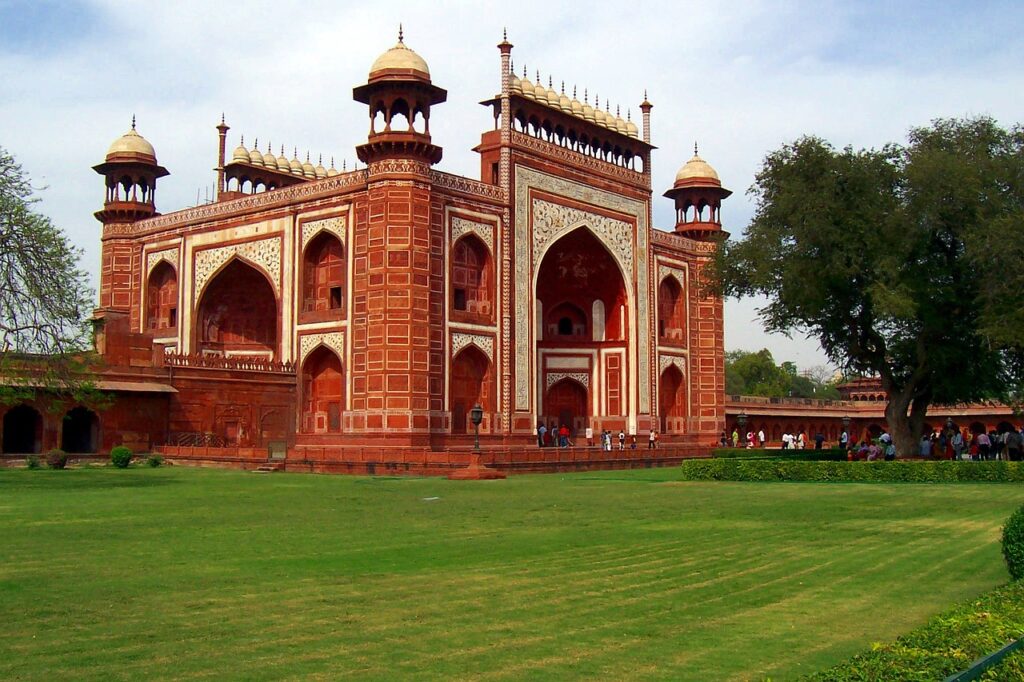 taj mahal entrance gate, medieval architecture, mughals india-2809693.jpg